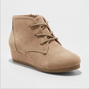 Girls' Mad Love Shelby Micro Wedge tan boots Sz 4